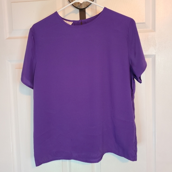 (401) Pembroke Lane Woman's Short Sleeve Blouse, Size: Small Color: Purple - Picture 4 of 13